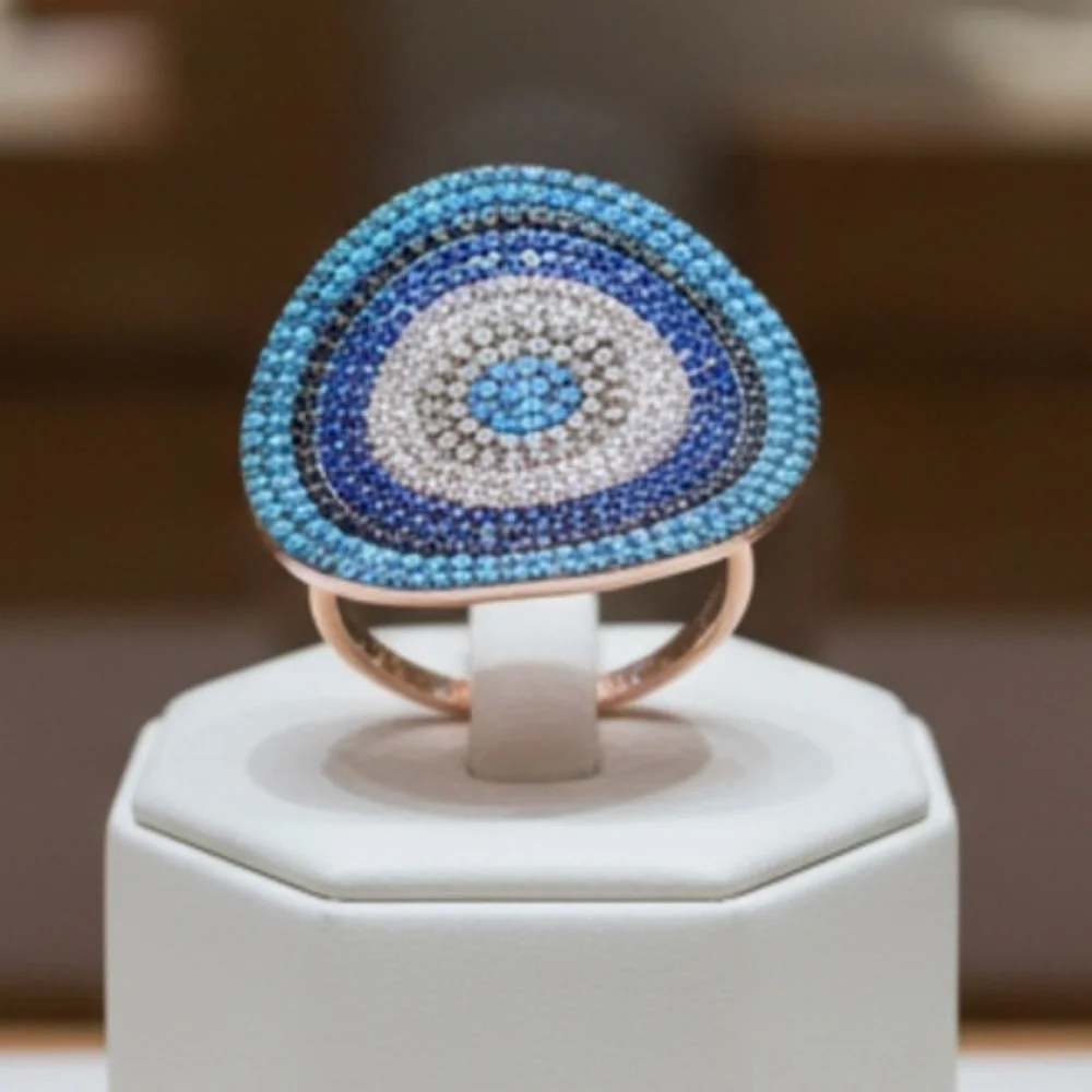 Womens‎ Sterling Silver .925 Zirconia Studded Cocktail Ring